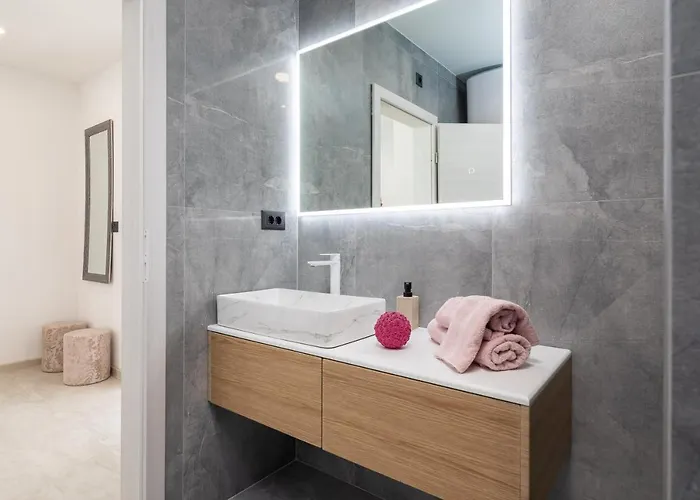 Apartment Luxury Lorena - Private Heated Pool - *