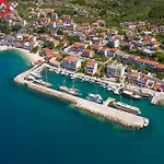 Luxury Lorena - Private Heated Pool - Διαμέρισμα Jesenice (Split-Dalmatia)