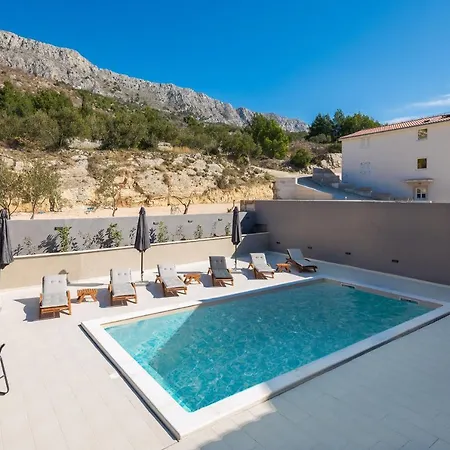 Luxury Lorena - Private Heated Pool - *