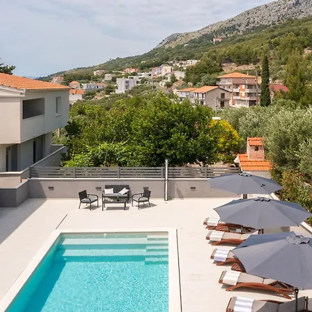 Luxury Lorena - Private Heated Pool - *