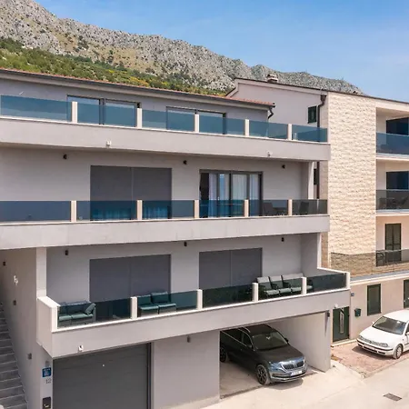 Luxury Lorena - Private Heated Pool - Jesenice (Split-Dalmatia)