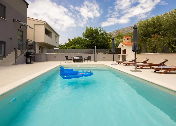 Luxury Lorena - Private Heated Pool - Jesenice (Split-Dalmatia)